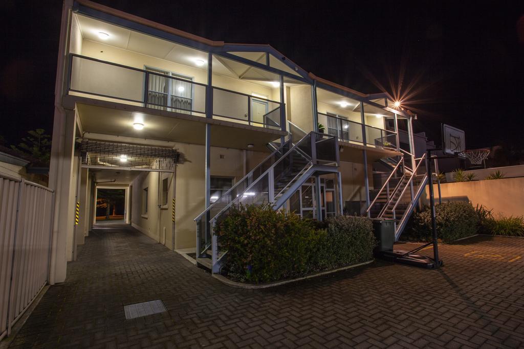 Port Lincoln Foreshore Apartments Экстерьер фото